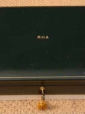 T.Anthony Green Leather Jewelry Case